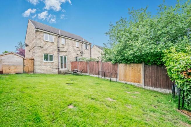 2 bed Semi-Detached for sale Image 11