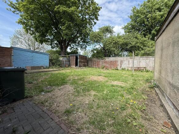3 bed Semi-Detached for sale Image 11