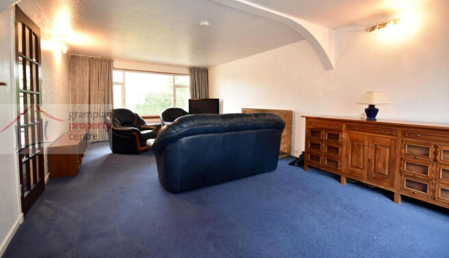 Lounge.JPG