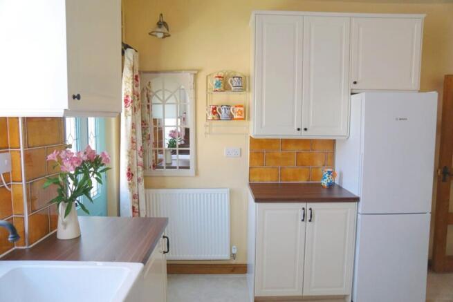 2 bed Terraced for sale Image 10