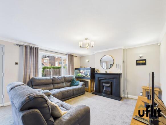 3 bed Semi-Detached for sale Image 10