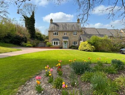 1a Ivy Lane, Royston, Hertfordshire, SG8 9DQ