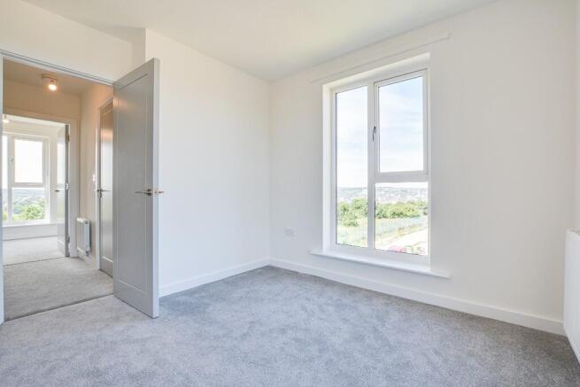 4 bed Link Detached House to rent Image 4