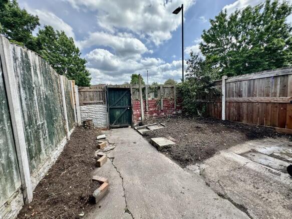 3 bed Terraced for sale Image 6