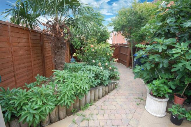 Landscaped Rear Garden 2