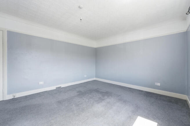 Semi-Detached for sale Image 10