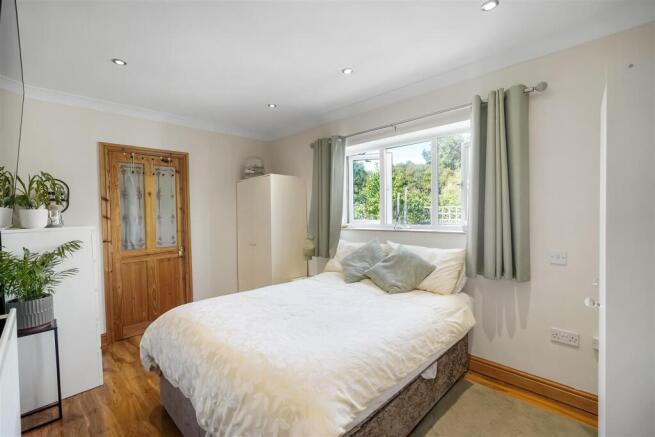 2 bed End of Terrace for sale Image 6