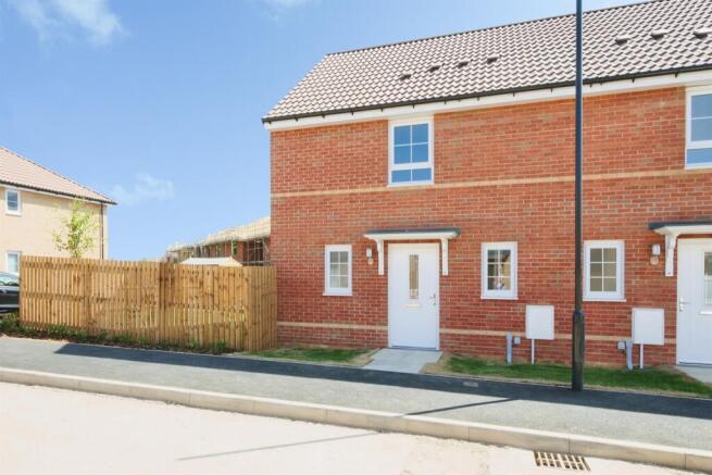 2-bed semi-detached on Brewster Way, Copmanthorpe, York, £114,000