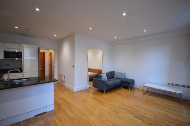 1 Double Bedroom Apartment to Rent