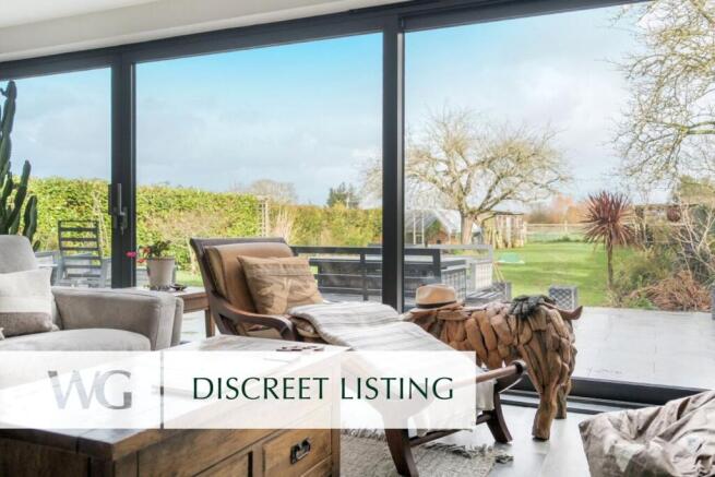 Discreet Listing