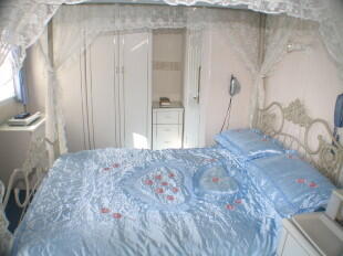 Bedroom (1)