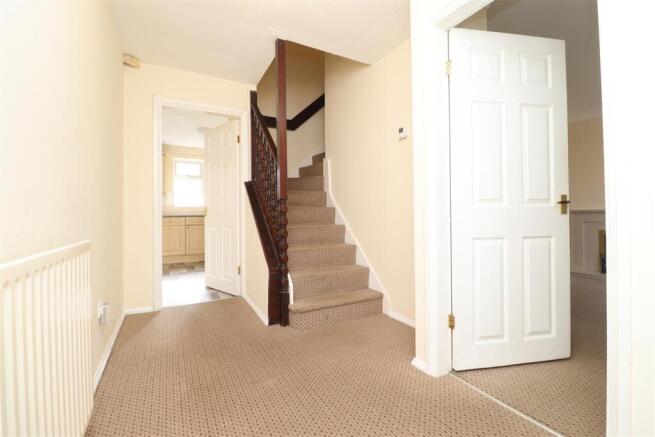 Entrance hall.JPG