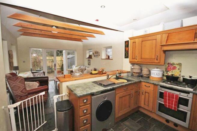 Kitchen to dining