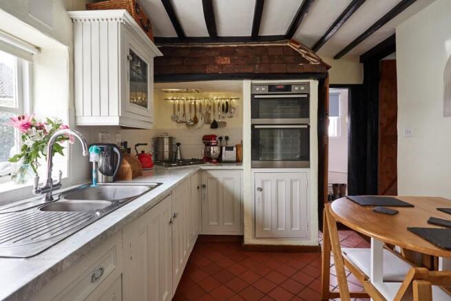 Kitchen/breakfast 2