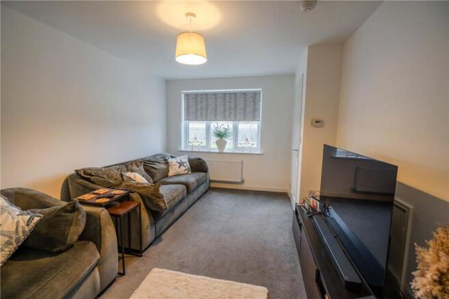 Sidings Road, Grimsby, DN31 photo 4