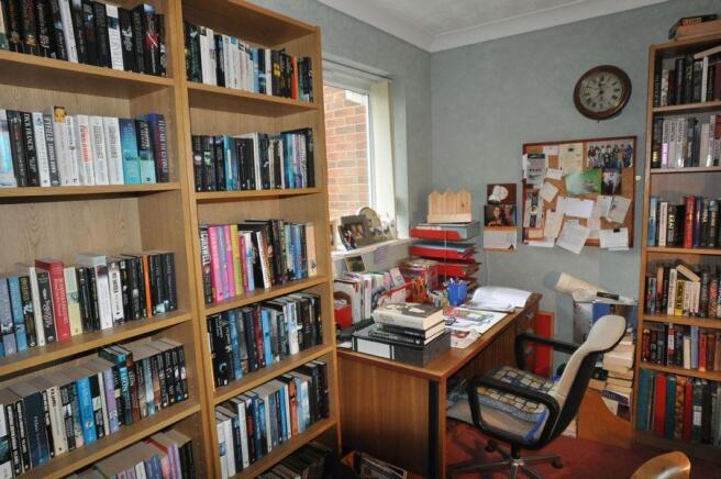 Photo 8