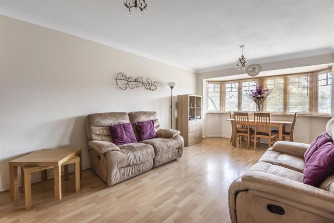 Priory Fields - Lounge.jpg