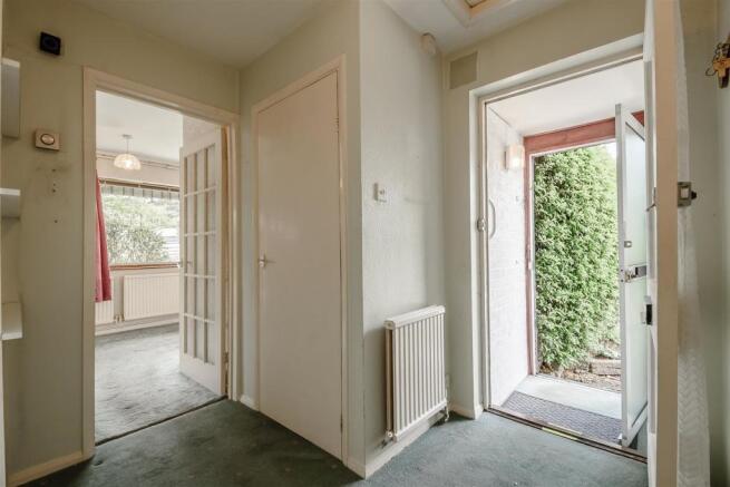 8466241-interior05.jpg