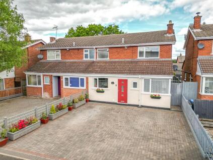 Hilary Bevins Close, Higham-On-The-Hill, CV13