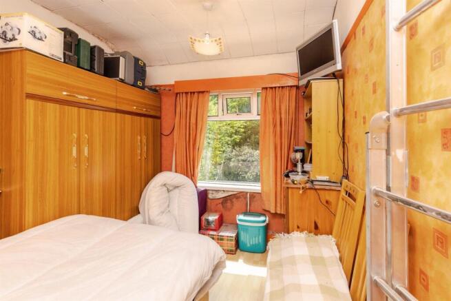 3 bed Semi-Detached for sale Image 8