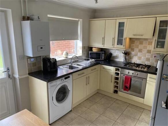 Dining kitchen