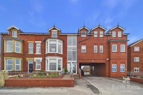 The Esplanade, Knott End-on-Sea, Poulton-le-Fylde, Lancashire, FY6
