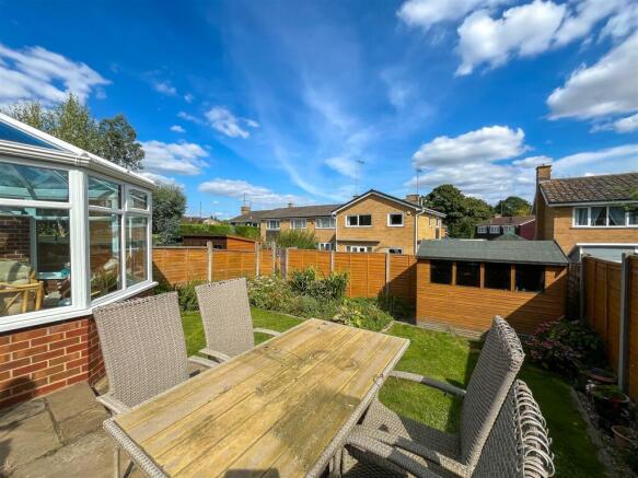 10 Thirlmere Close
