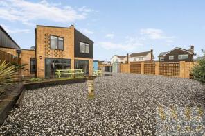 233 Osprey, Harbour Way, Shoreham-by-sea BN43 5HZ