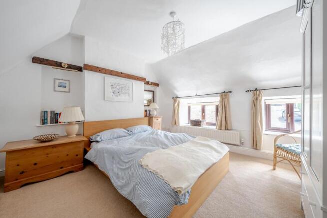 3 bed Detached for sale Image 9