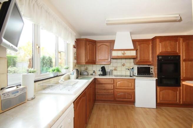 Kitchen/breakfast rm