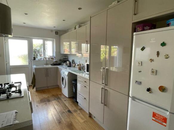 Kitchen.jpg