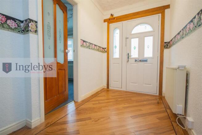 2 bed Detached Bungalow for sale Image 9