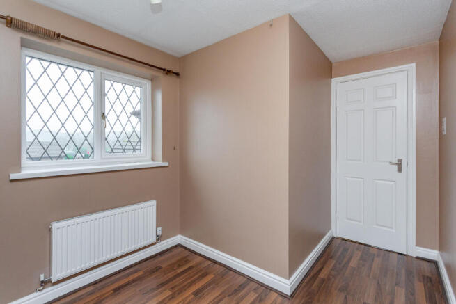 bedroom 4b