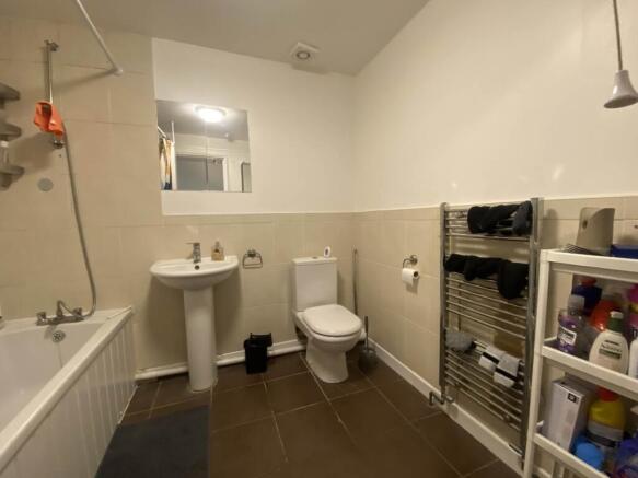 Photo 10