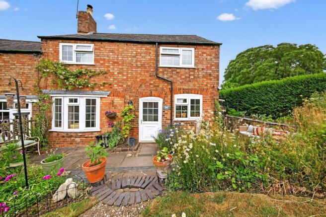 3-bed terraced on Lark Rise Cottage, Town Street, Burton Overy, £340,000