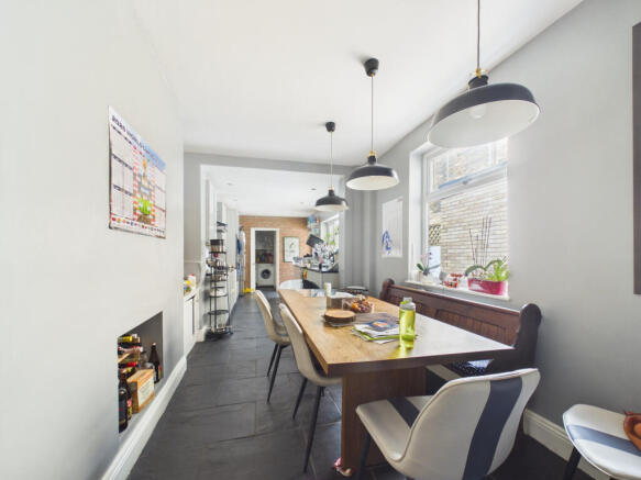 3 bed Terraced for sale Image 7