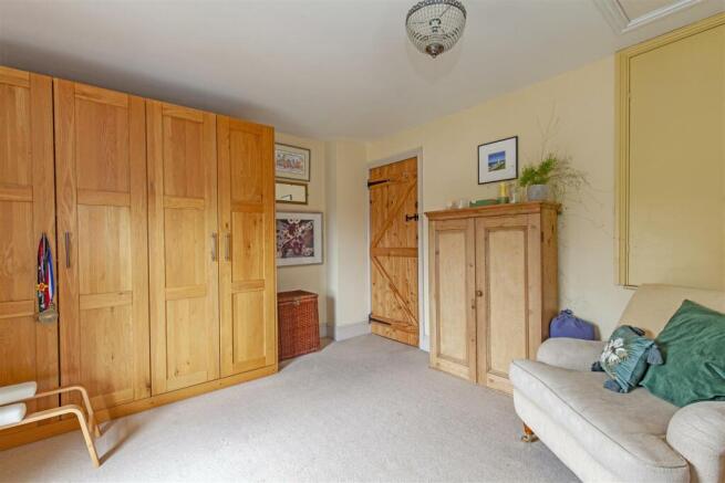 Bedroom 3-2.jpg