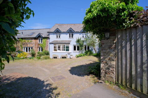 Weare Giffard, Bideford