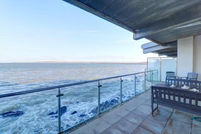 Balcony Terrace ii.jpg