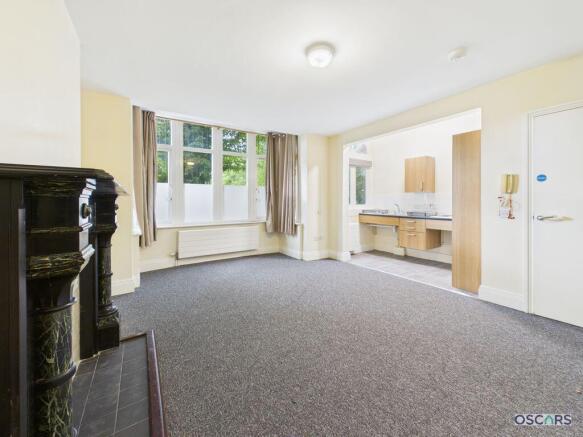 7 bed Flat for sale Image 4