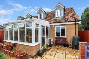 34, Wickham Close, Bideford EX39 4FH