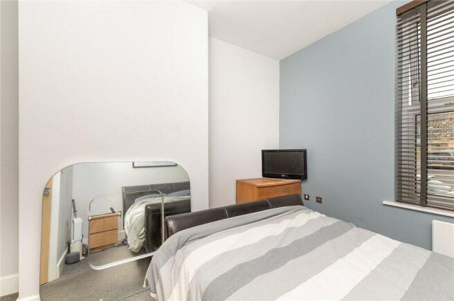 2 bed Apartment for sale Image 8