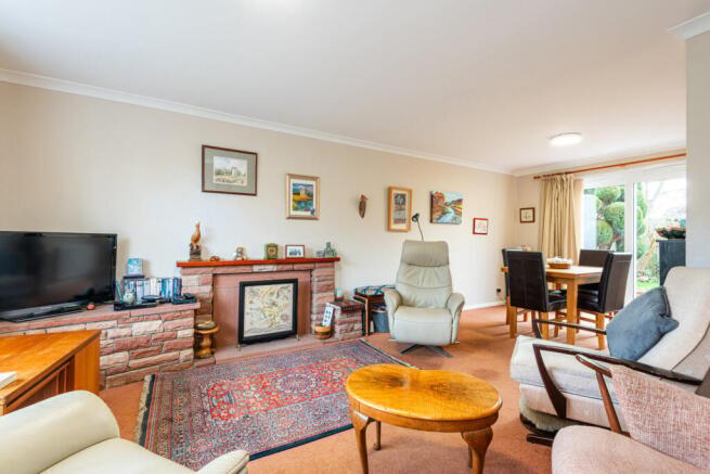 Dining Lounge
