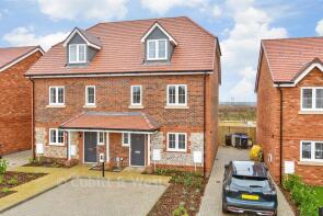 2, St Marys Cottages, West Street, Lancing BN15 0BE