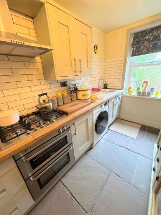3 bed Detached for sale Image 9