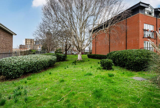 1408370-3-69ab033...