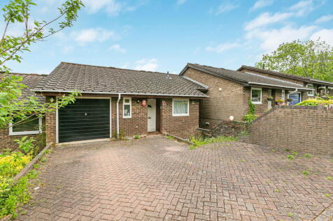 Alder Croft, Coulsdon, CR5 2SN
