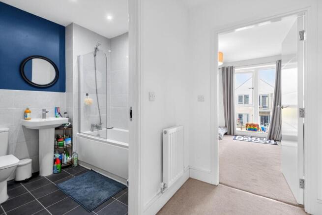 2 bed Semi-Detached for sale Image 7