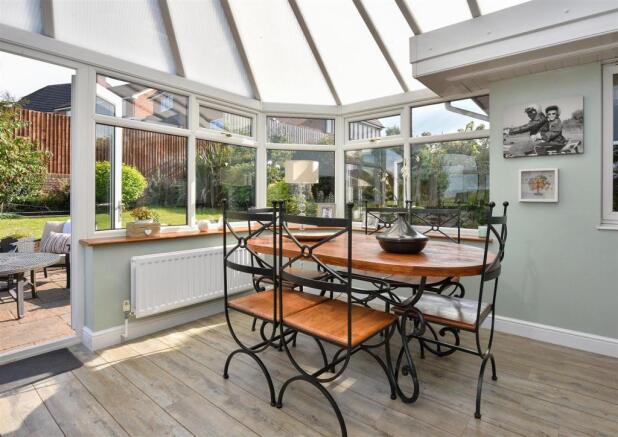 22 Kinver Drive_023.jpg