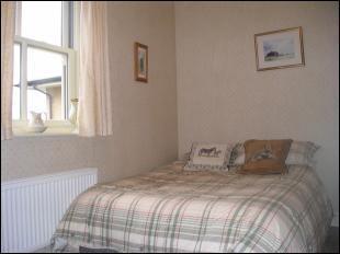 BEDROOM4